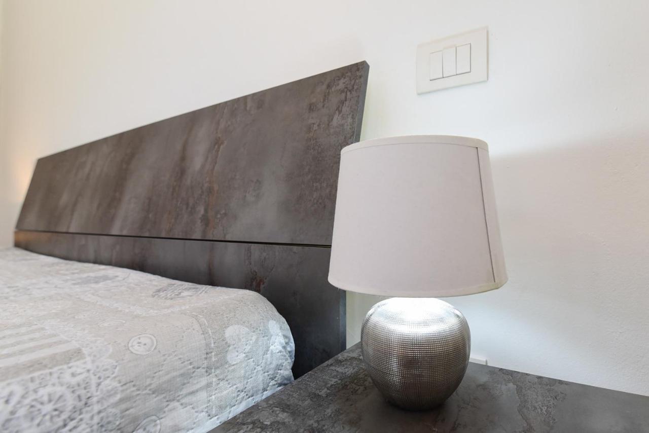 Volta Central Apartment By Quokka 360 - Minimal Flat In Cernobbio Exterior photo